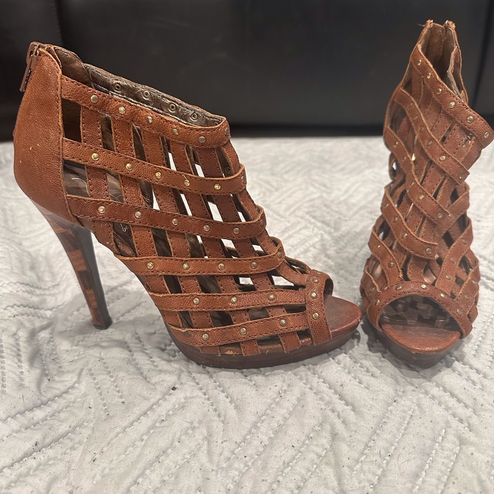 Baby Phat Brown High Heel With A Brown And Darker Brown Checkered Heel Size 7